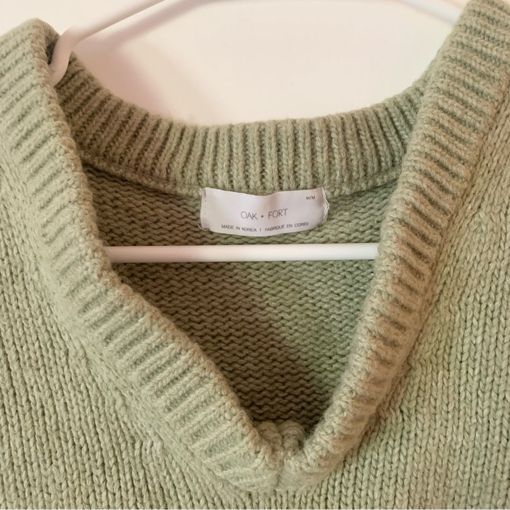 oak + fort light green sweater vest